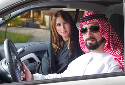 نصائح مفيدة لكسر الملل عند السفر لمسافات بعيدة بالسيّارة